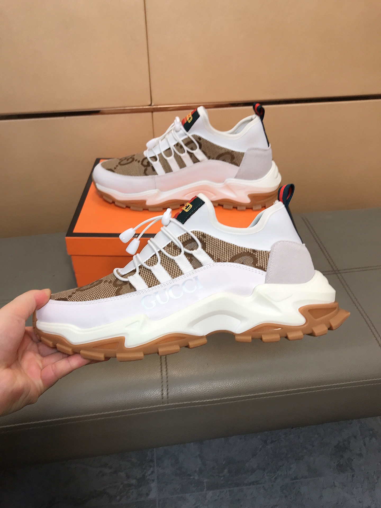 Gucci Sneakers-192