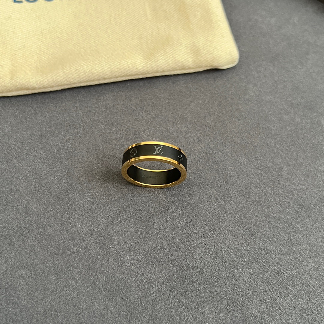 LV ring-76
