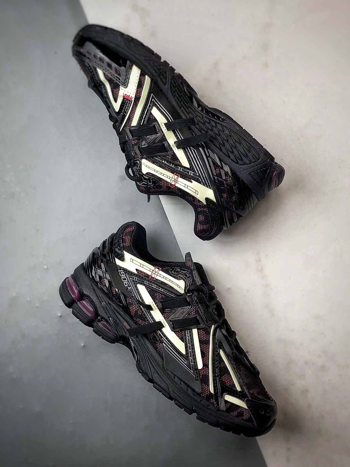 New Balance Sneakers-224