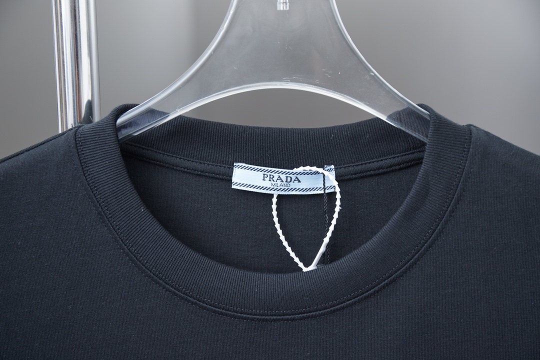 Prada clothing-253