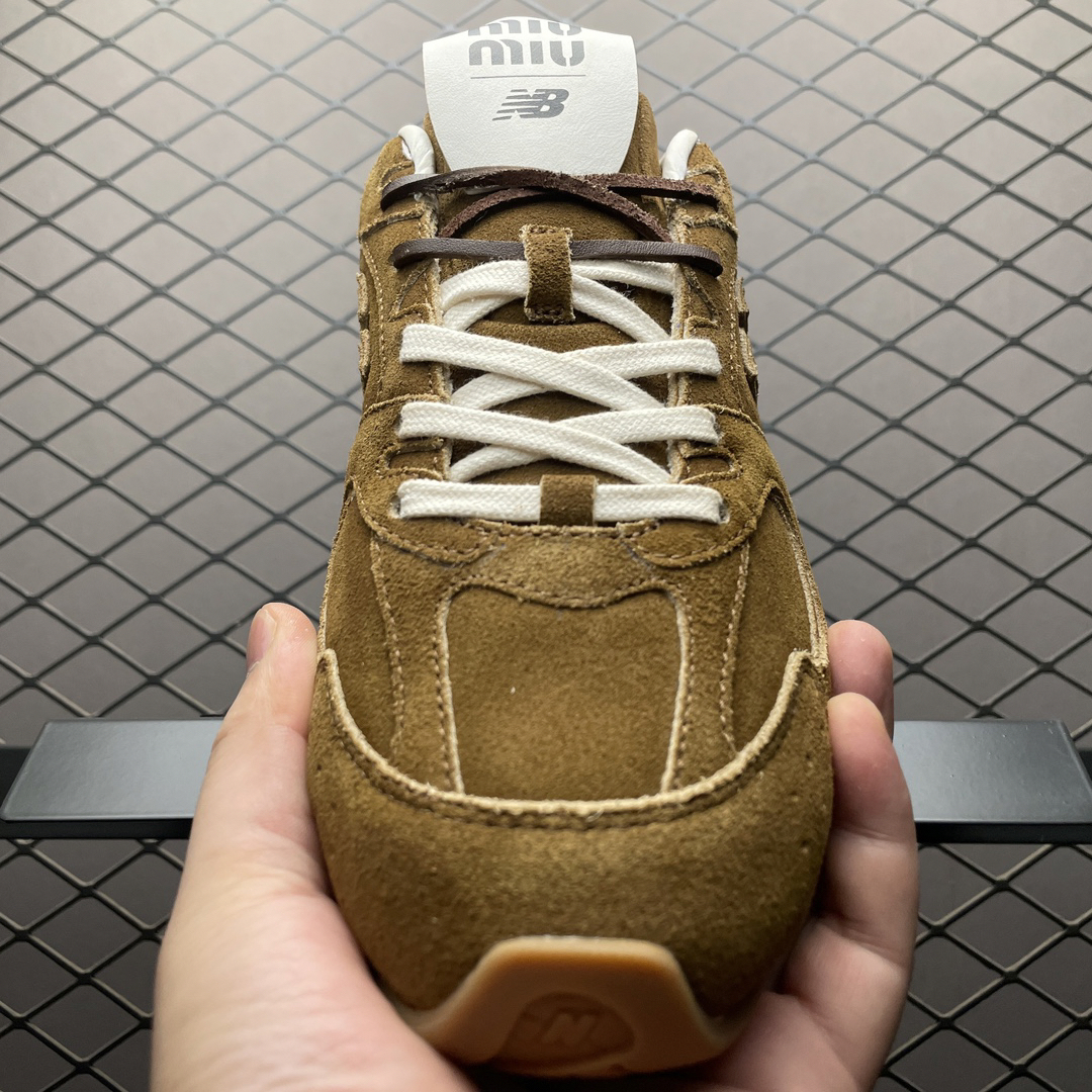 New Balance Sneakers-59