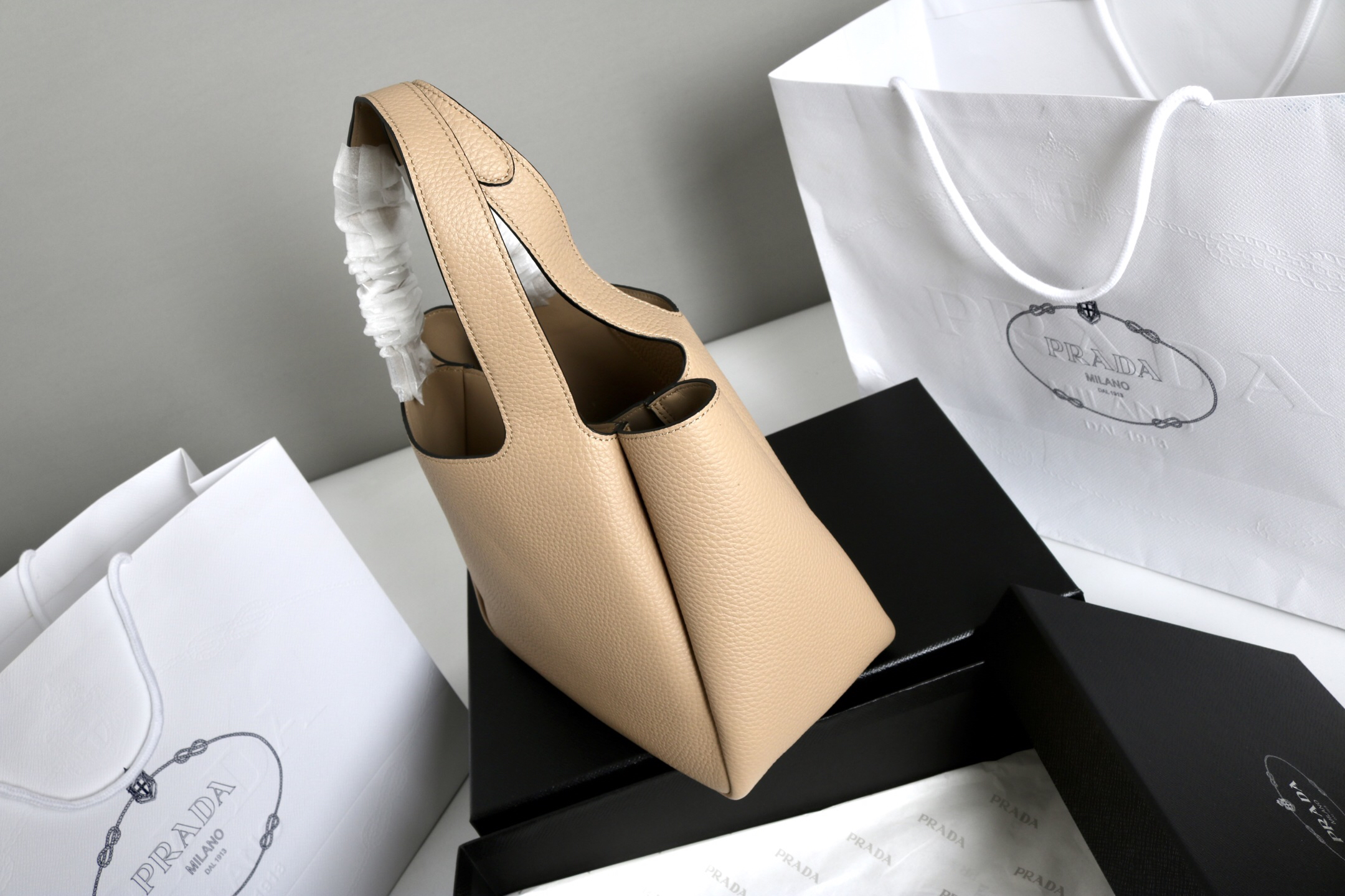 Prada Hot New Product-84