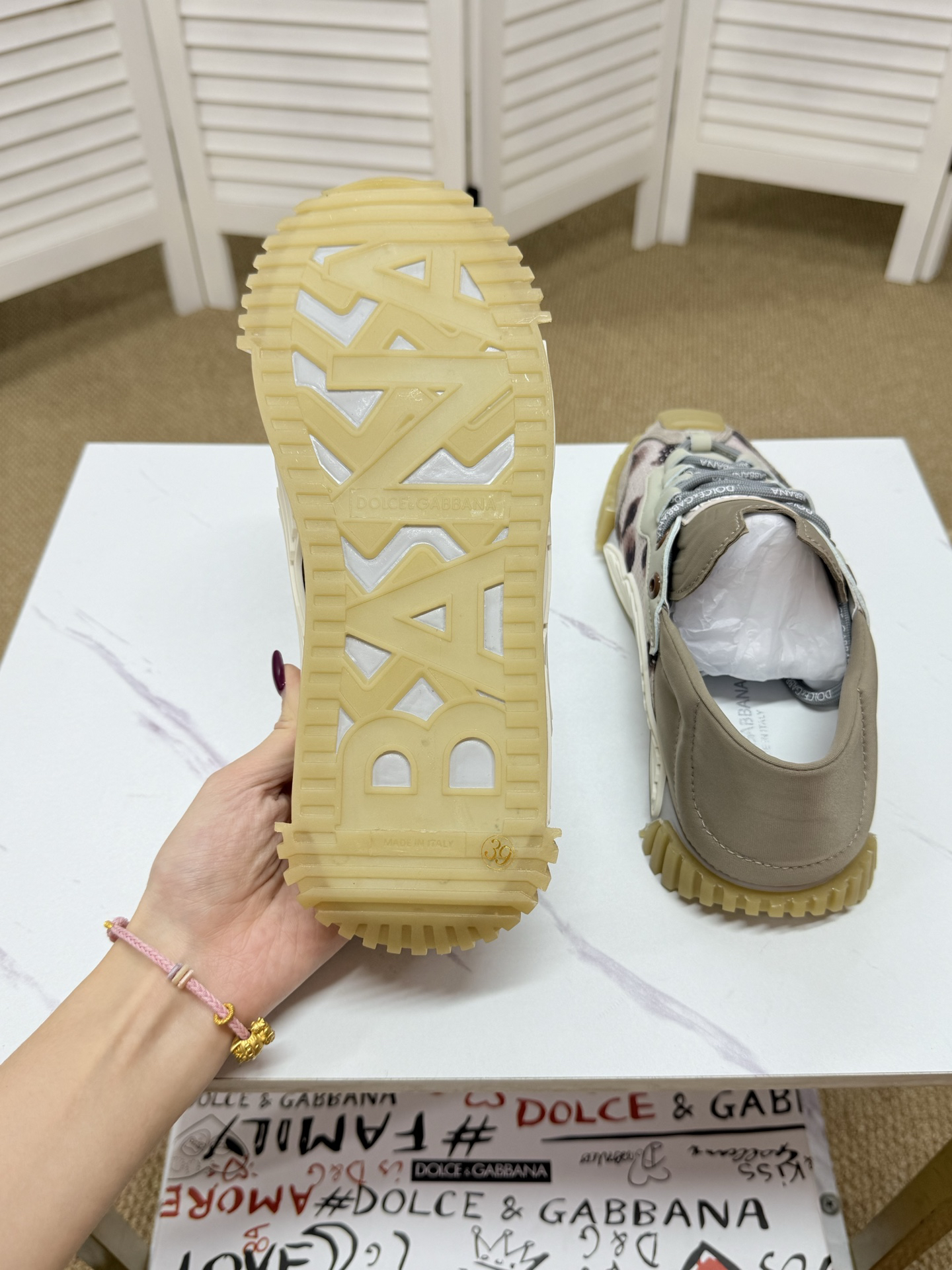D&G Sneakers-82