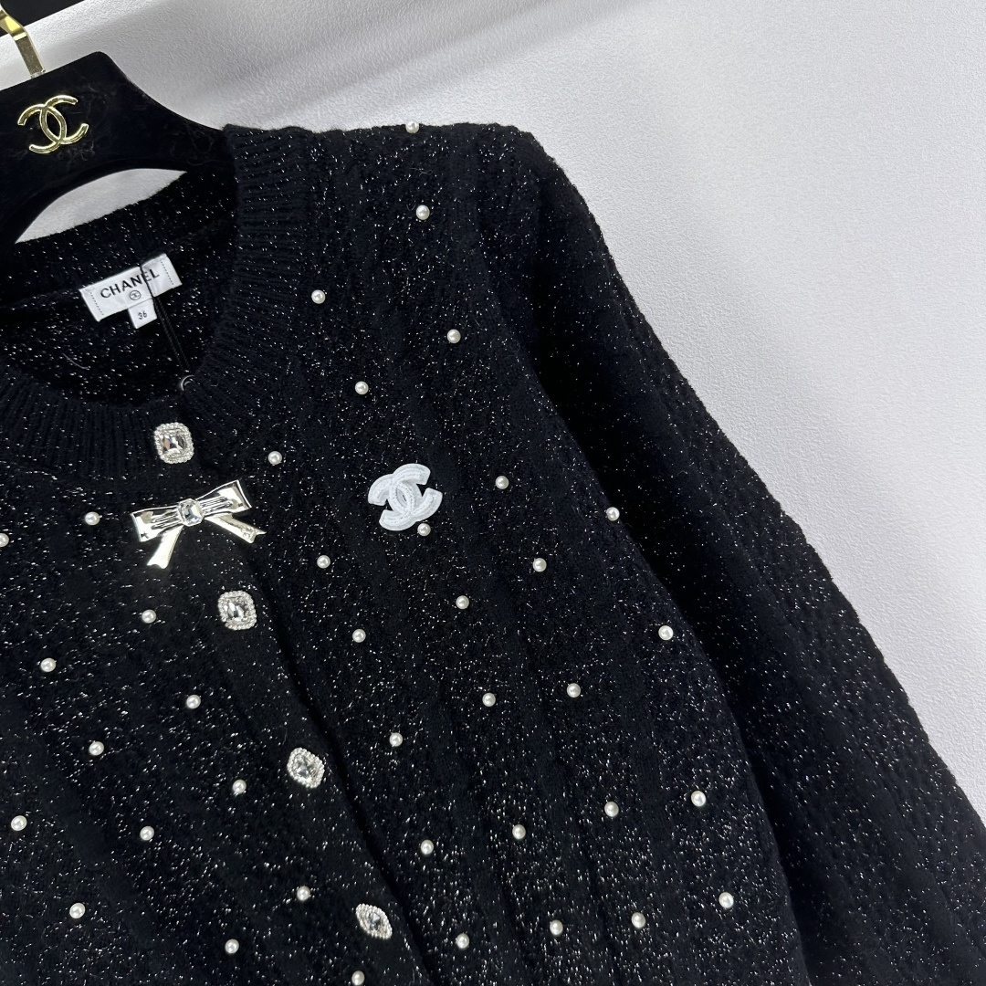 Chanel Clothing-20