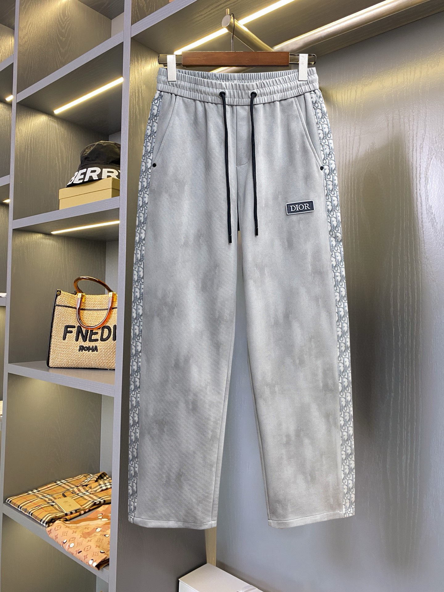 Dior clothing-90