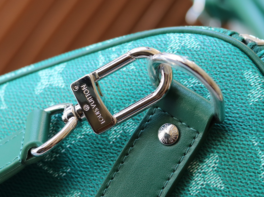 Louis Vuitton Hot New Product-187