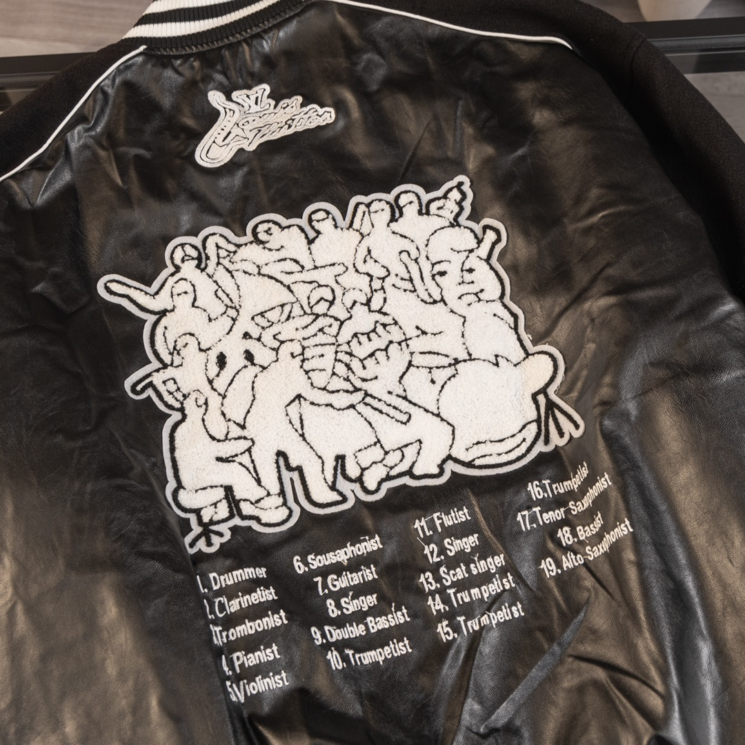 LV Clothing-313