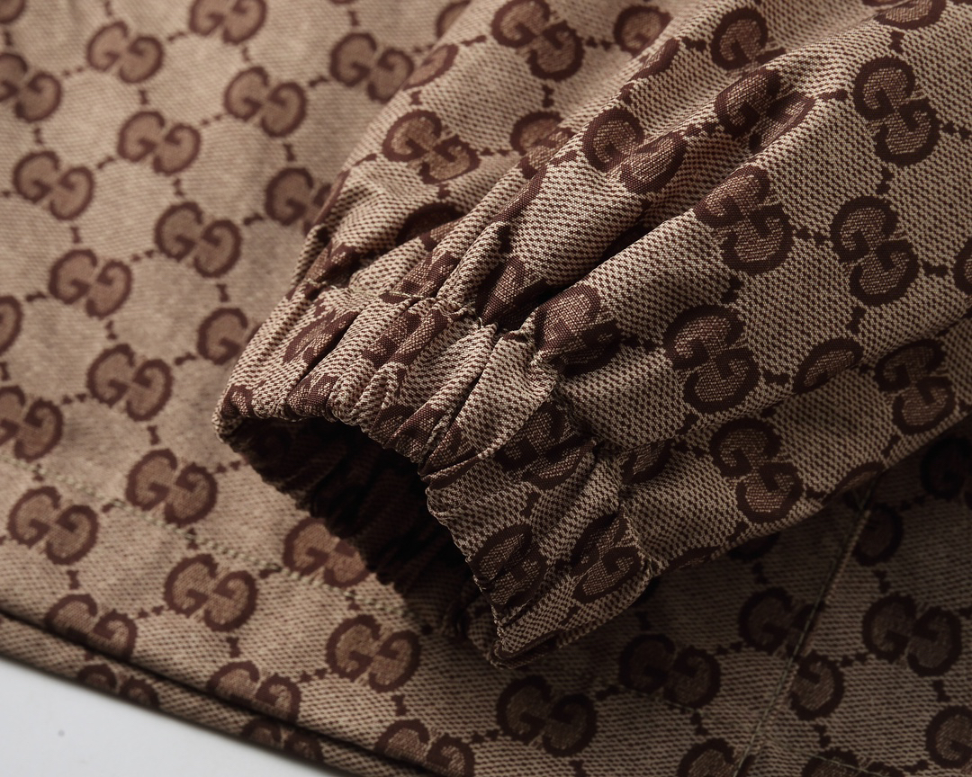Gucci Clothing-363