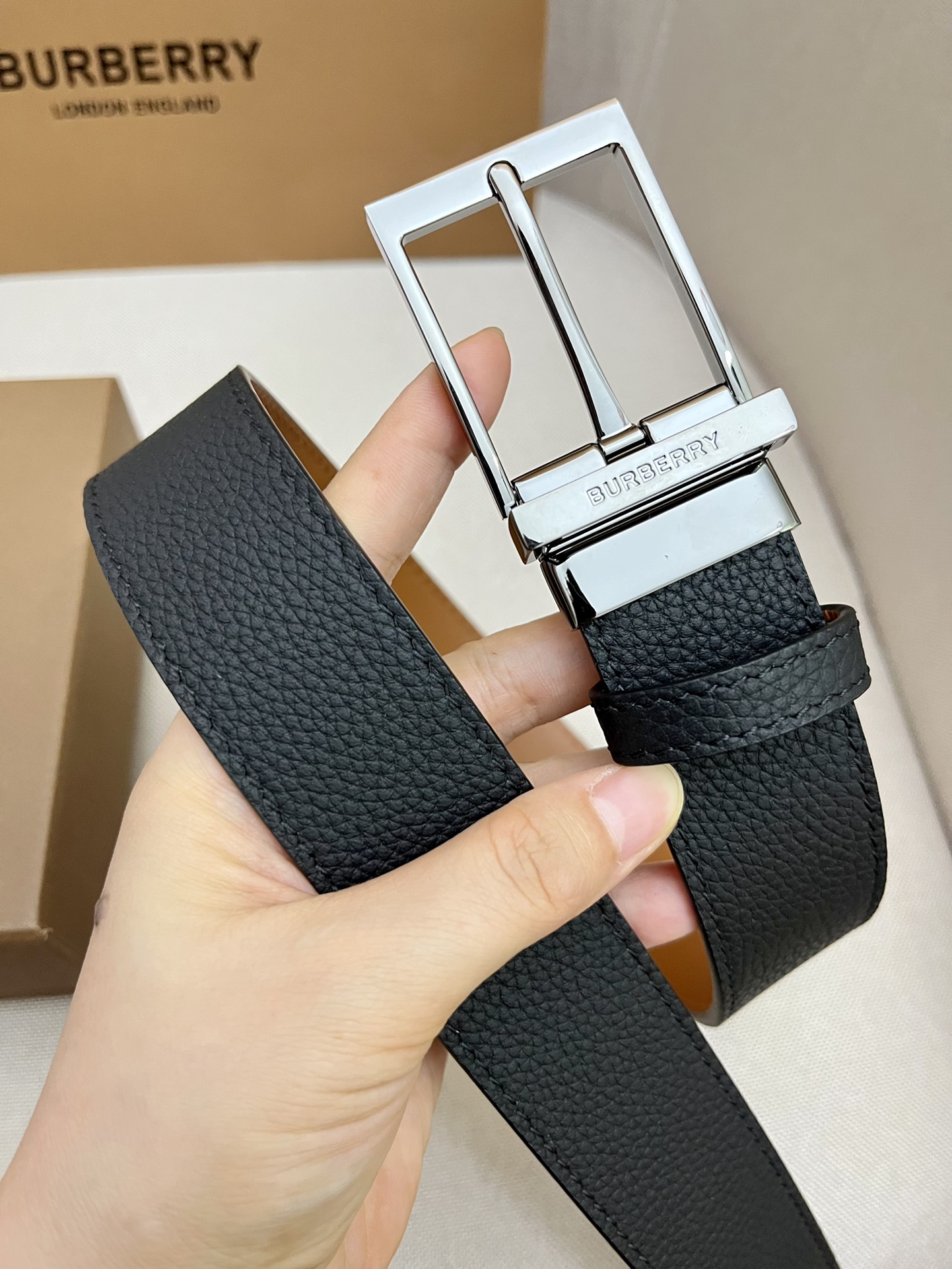 Burberry belt-92