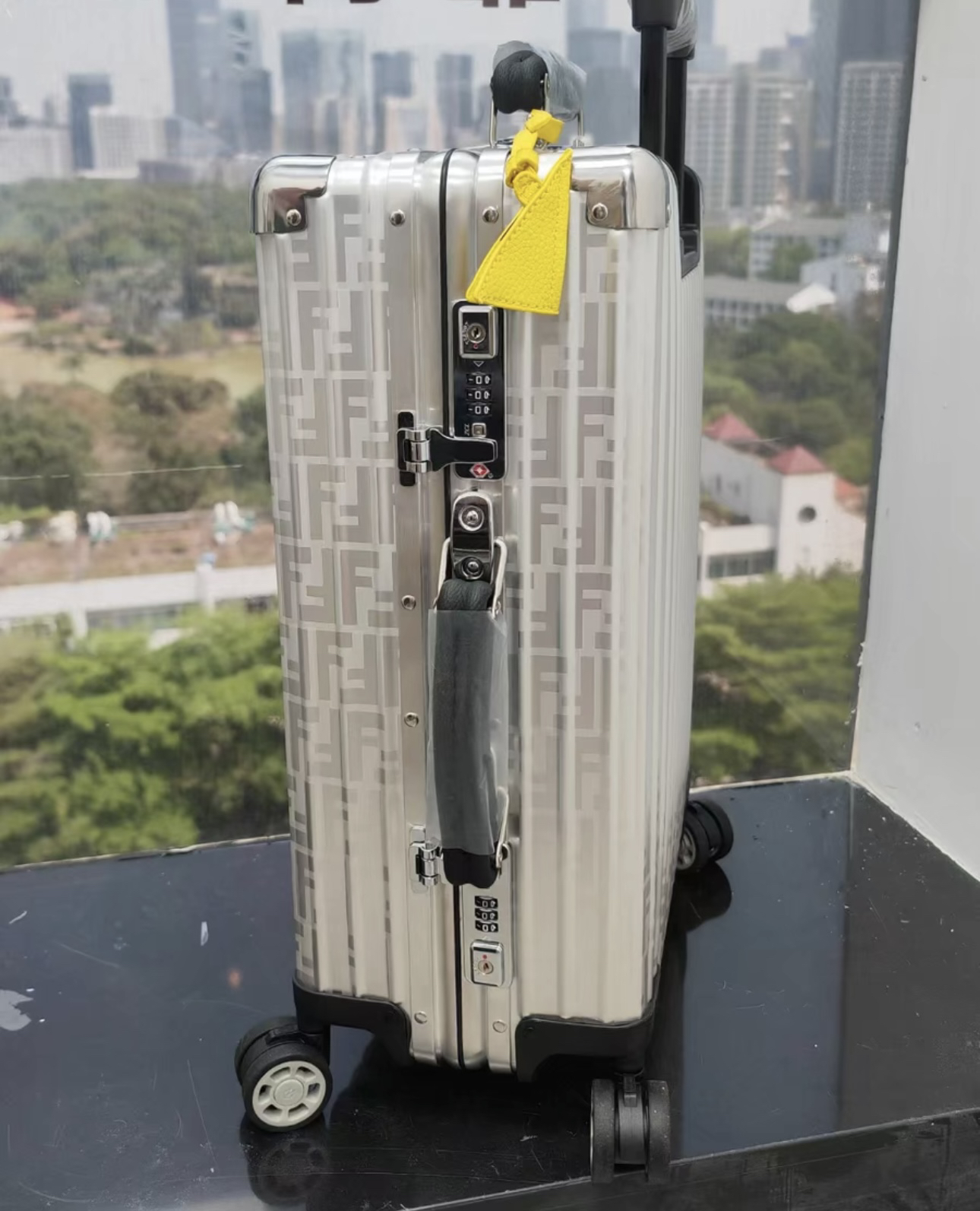 Fendi luggage-23