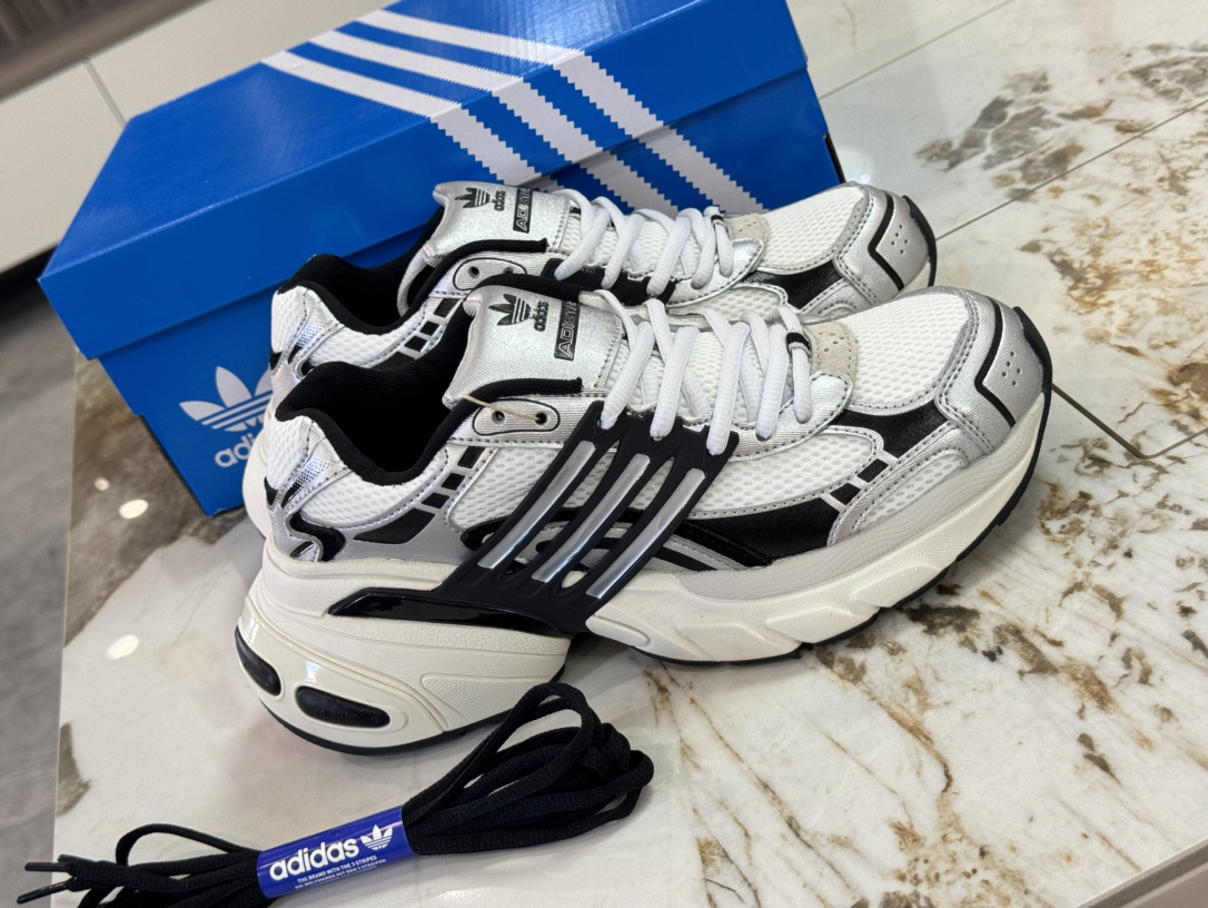 Adidas Sneakers-135