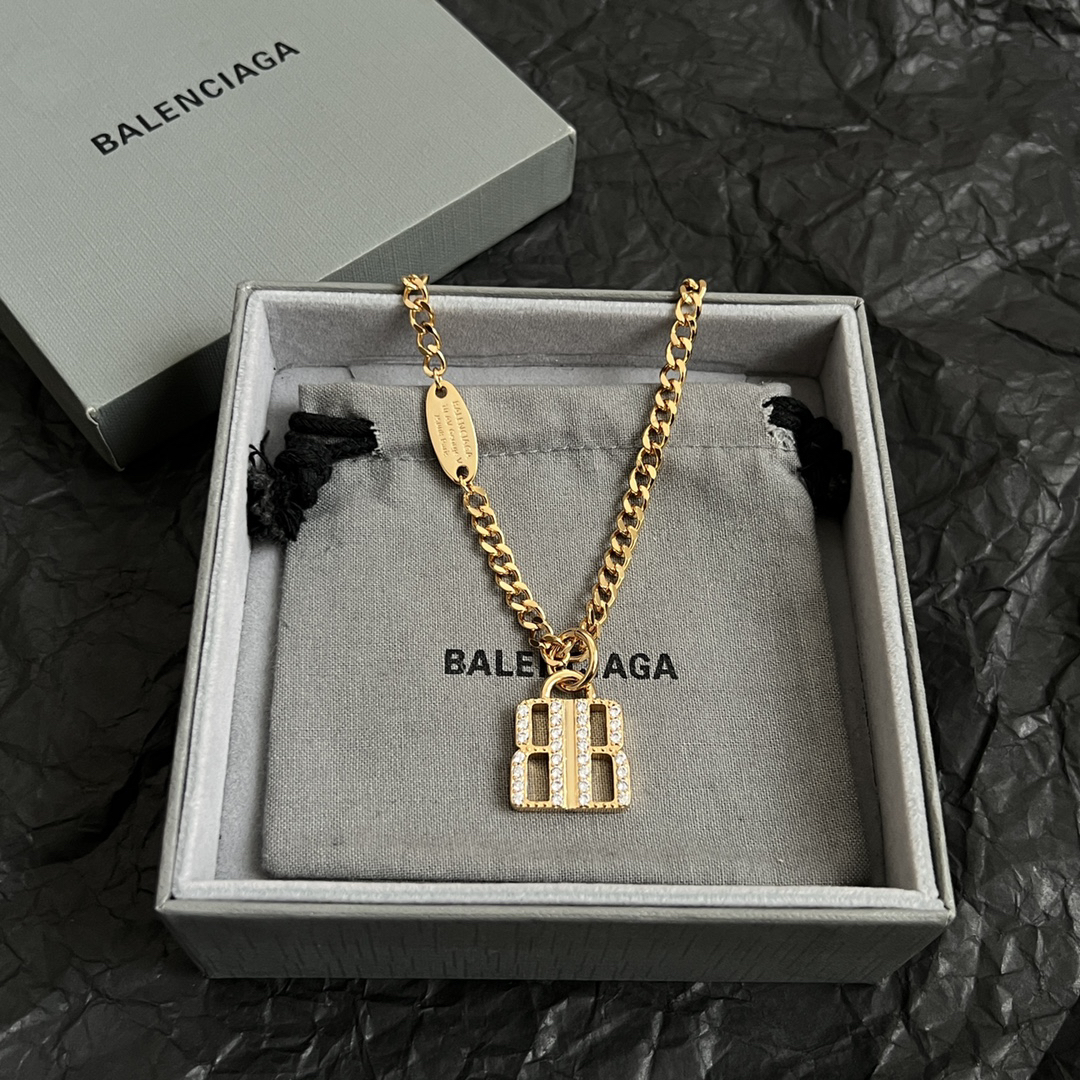 Balenciaga necklace-10
