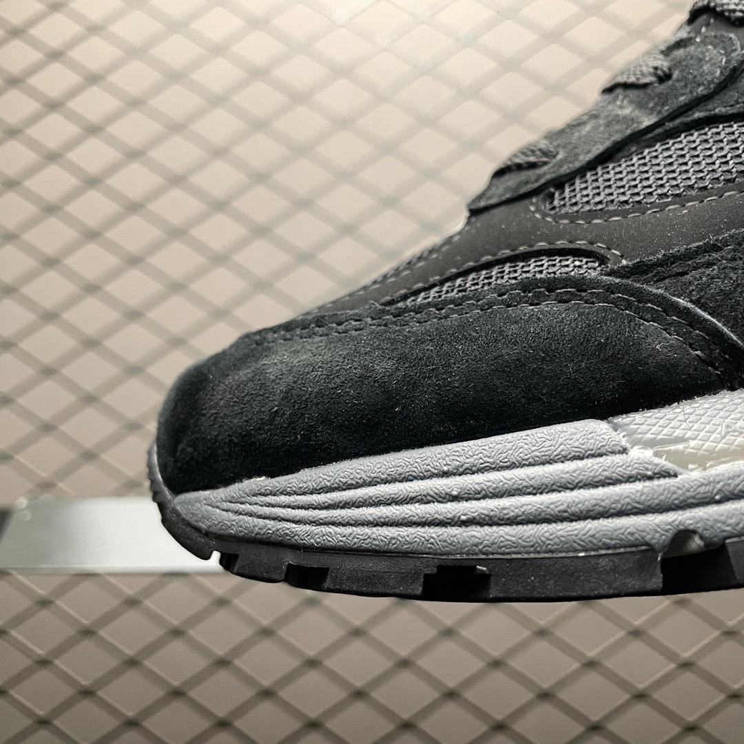 New Balance Sneakers-36