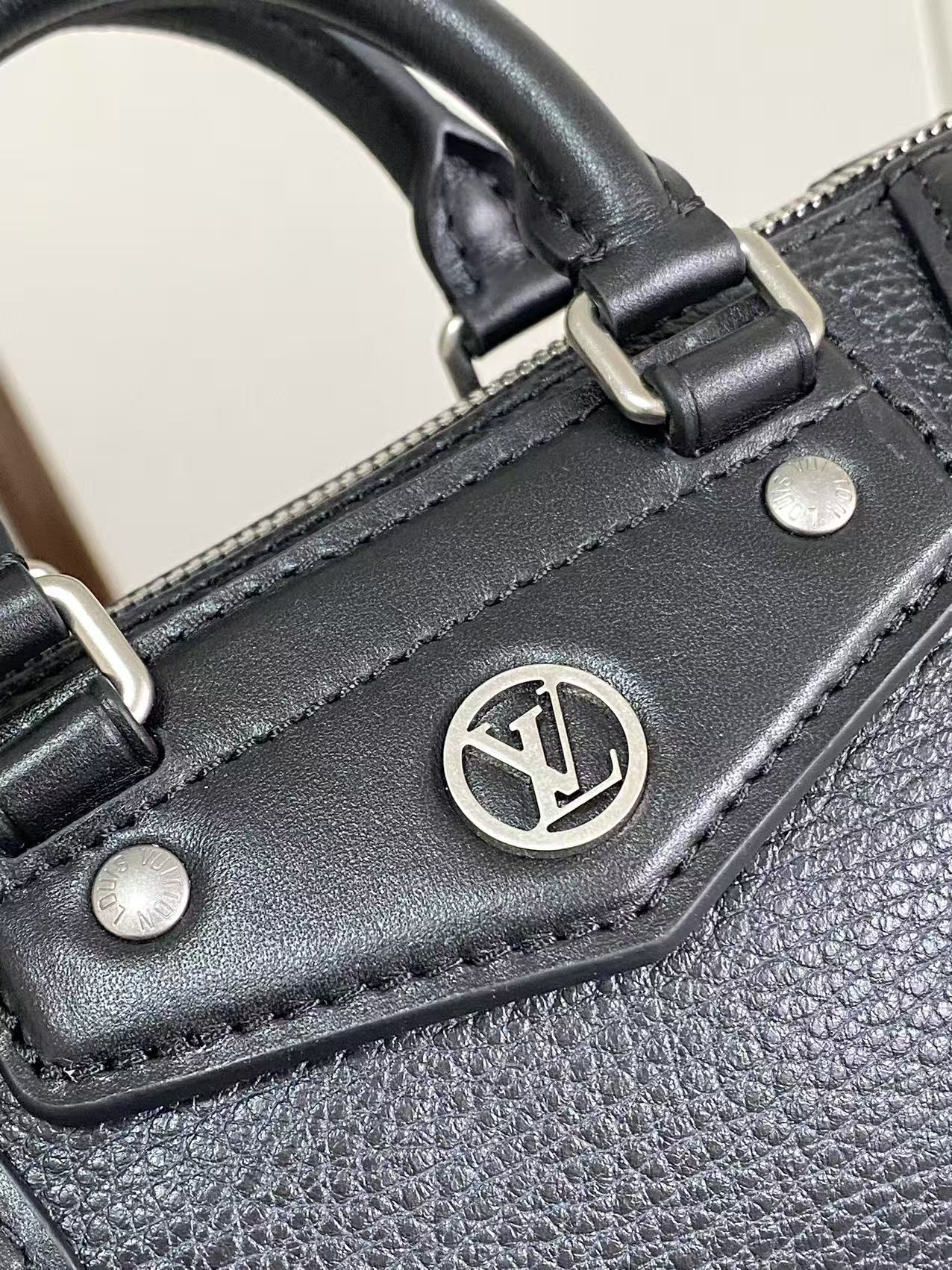 Louis Vuitton Hot New Product-182