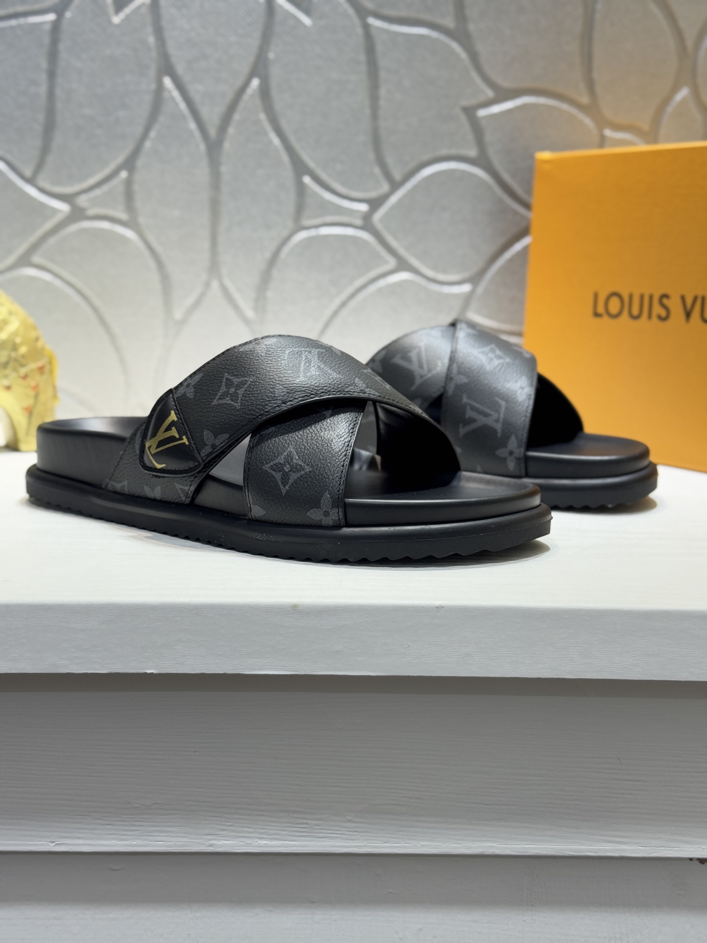 LV Summer footwear
