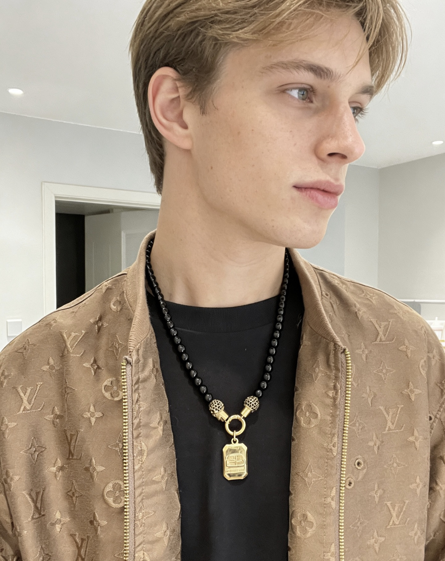Balenciaga necklace-4