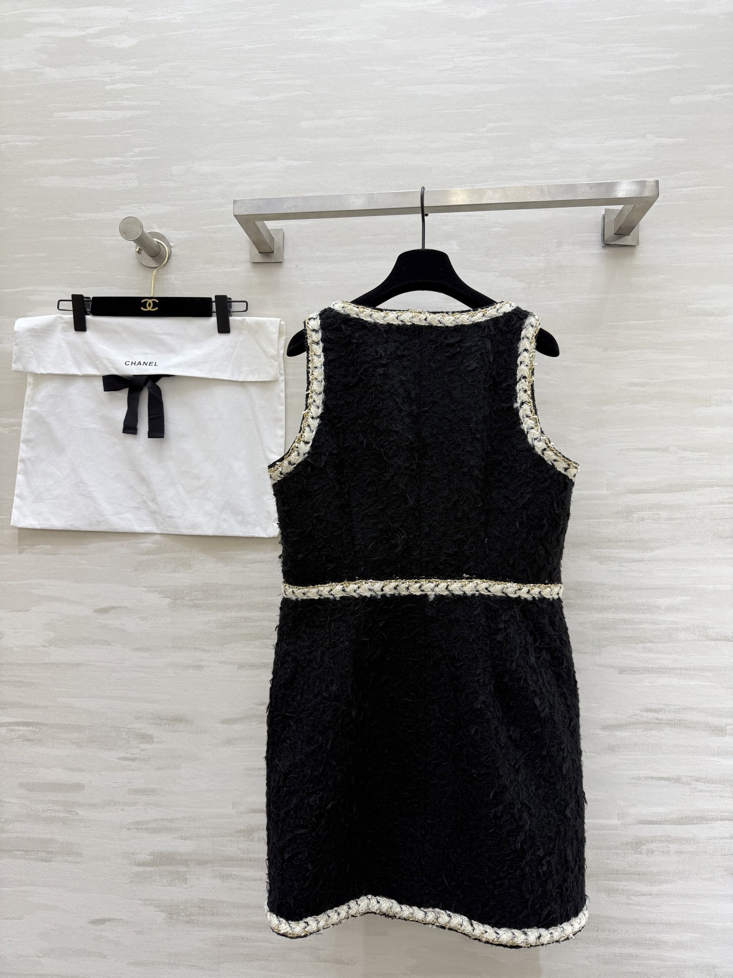 Chanel Clothing-162