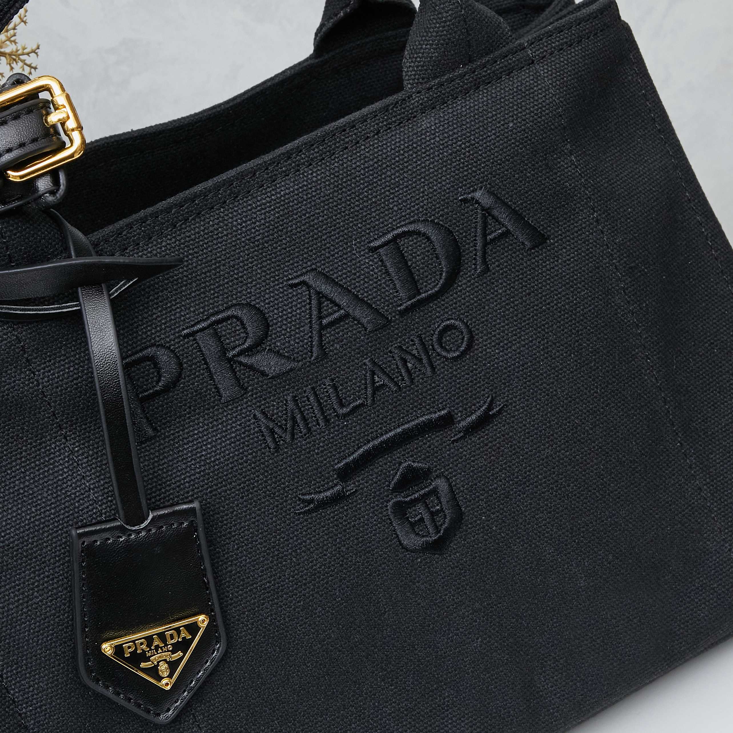 Prada Hot New Product-123