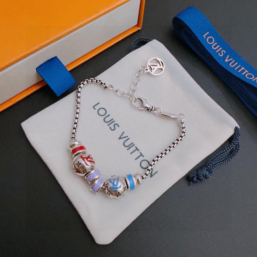 LV Bracelet-26