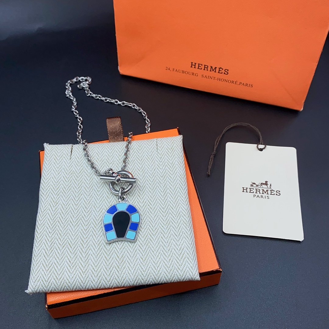 Hermes necklace-41