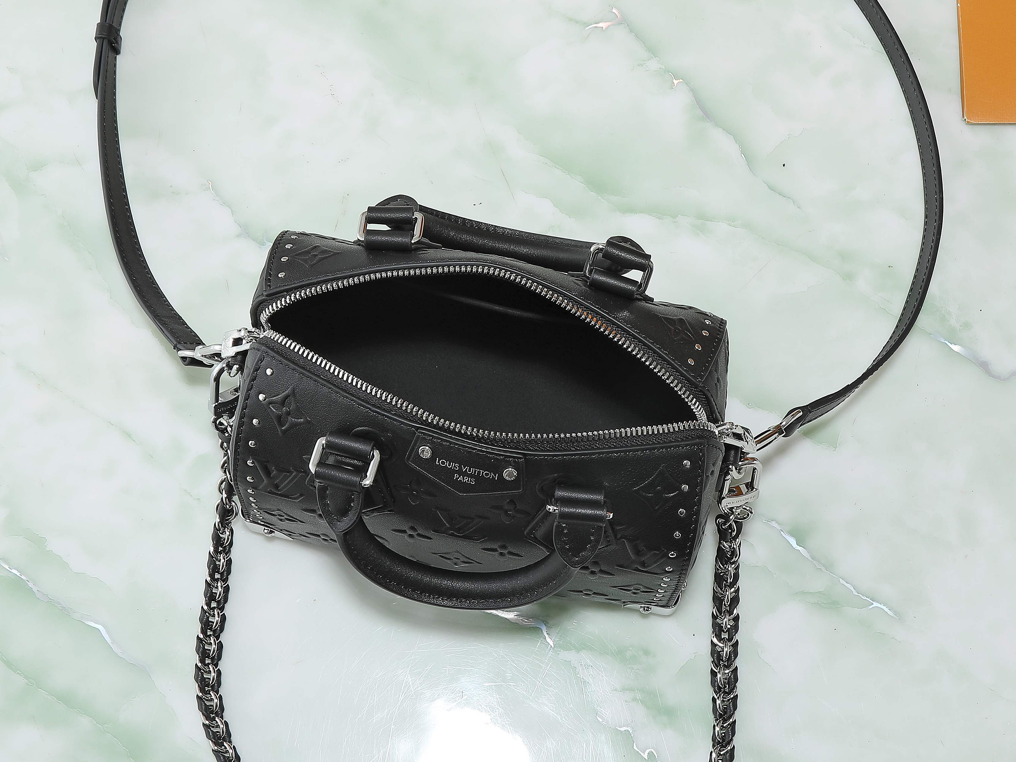 Louis Vuitton Hot New Product-191