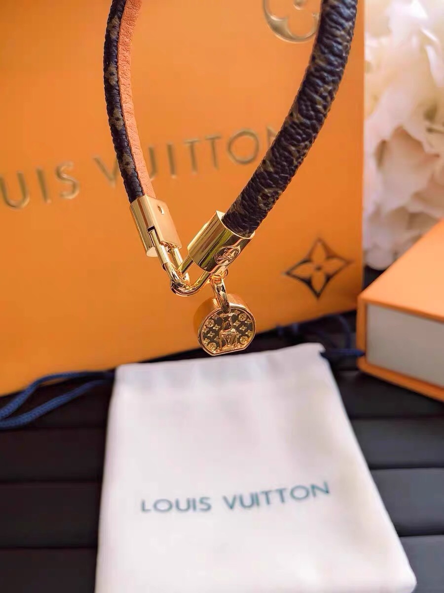LV Bracelet-75