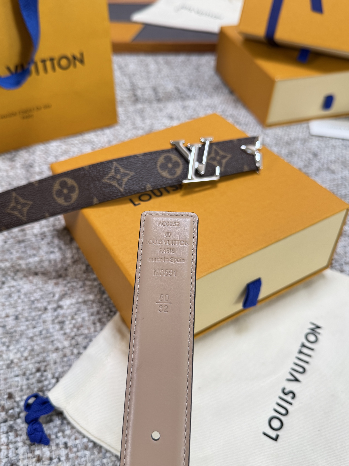 Lv belt-71