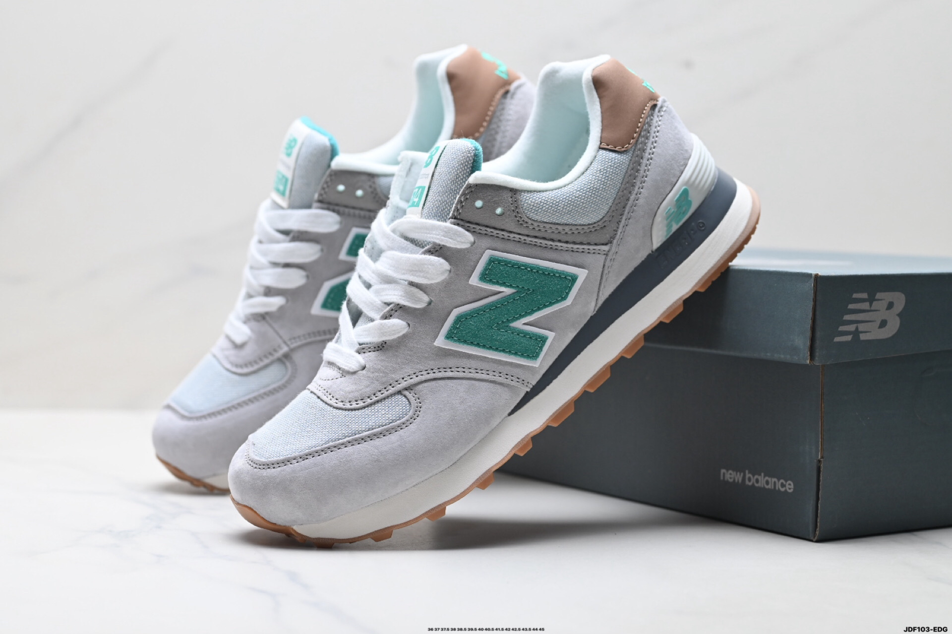 New Balance Sneakers-3