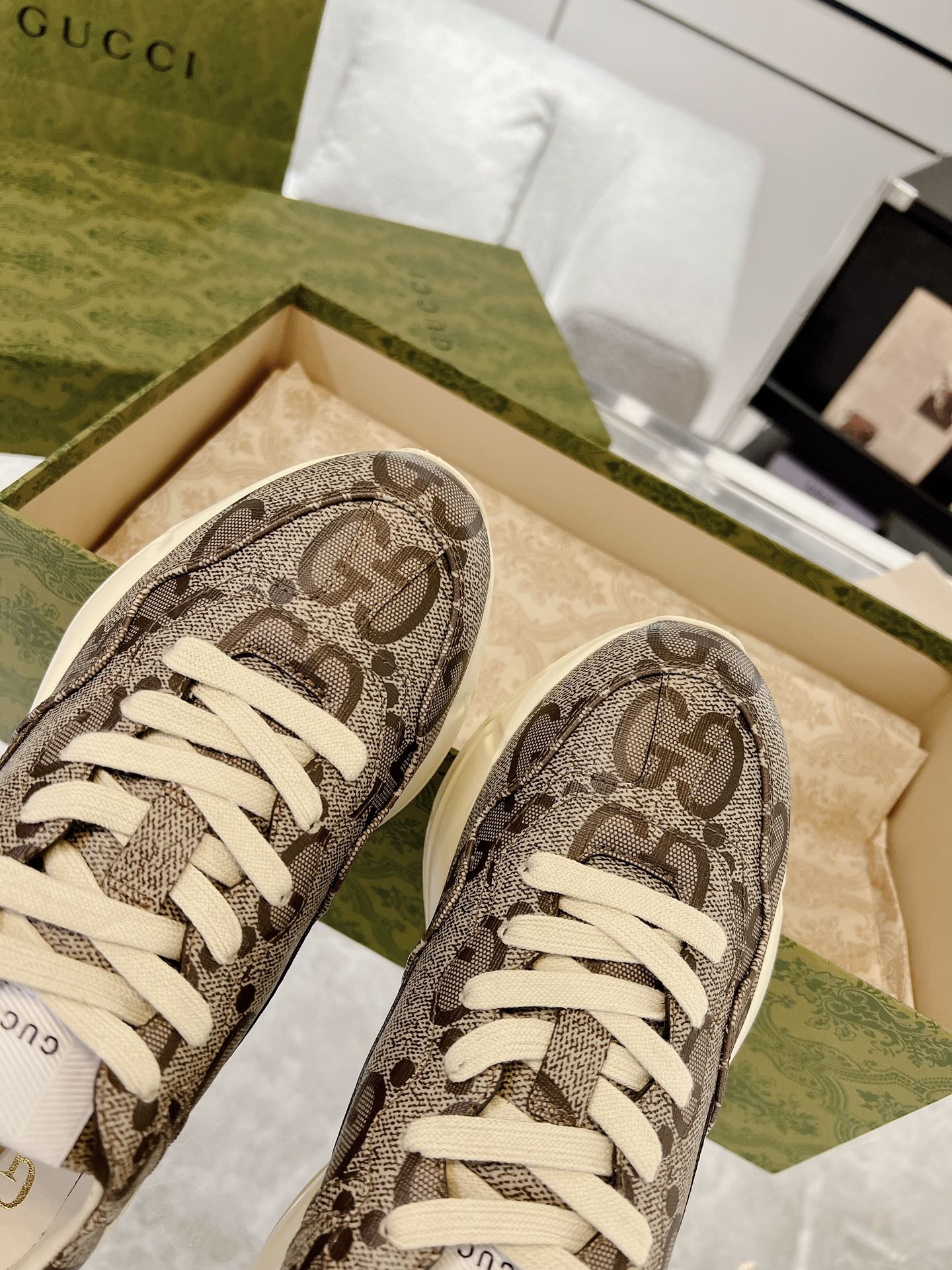 Gucci Sneakers-29