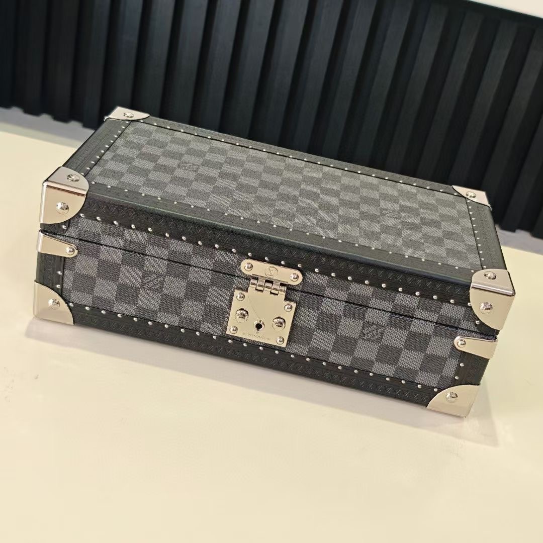 Louis Vuitton Hot New Product-149
