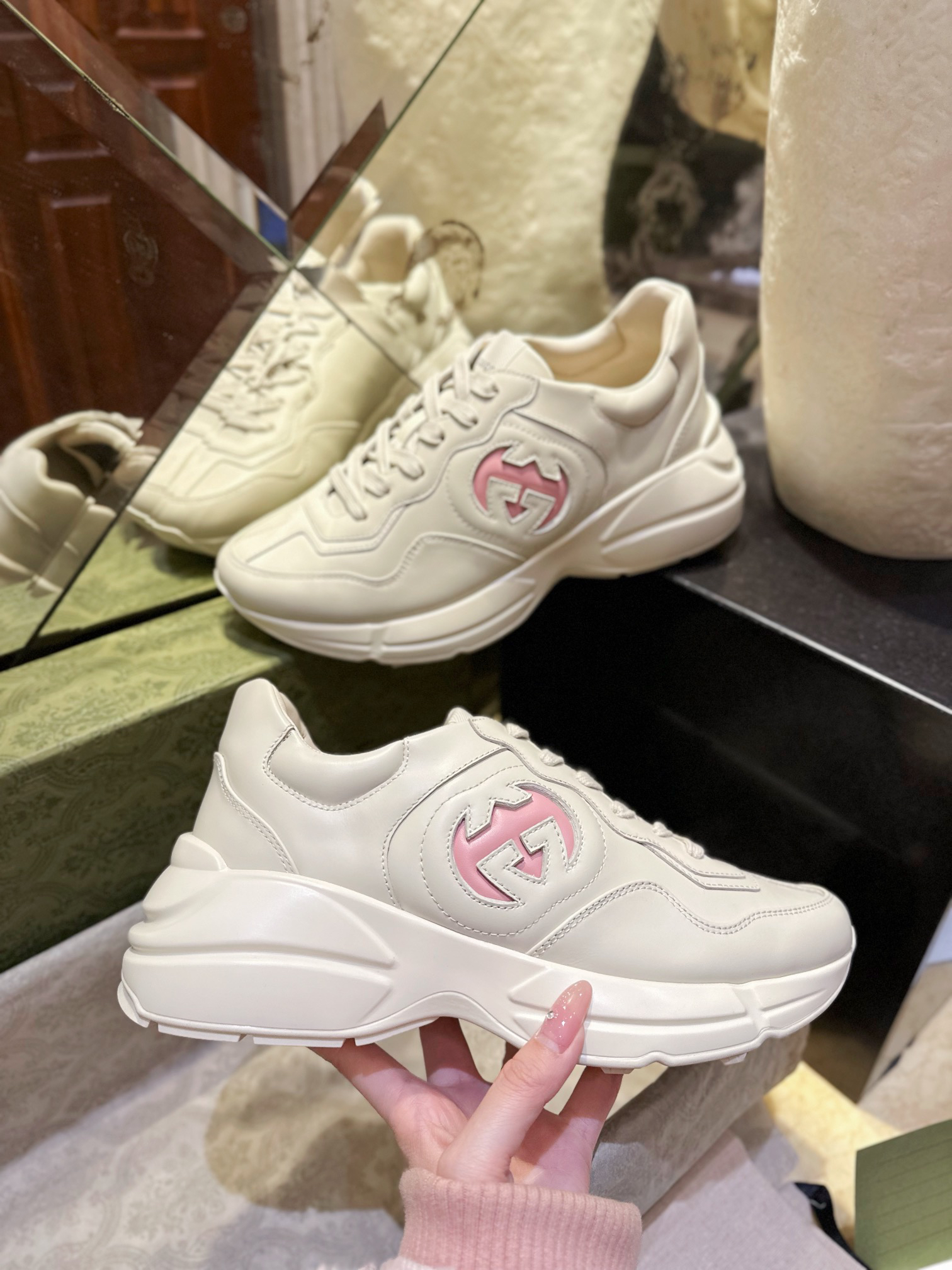Gucci Sneakers-95
