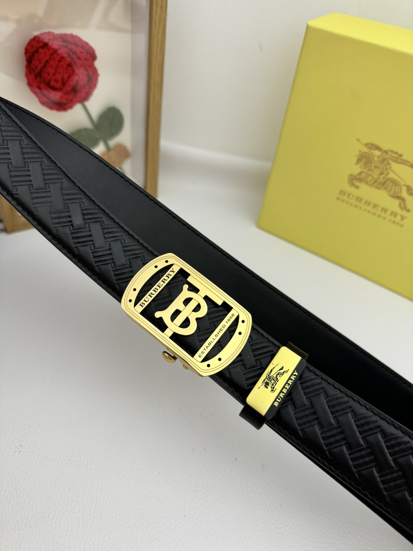 Burberry belt-76