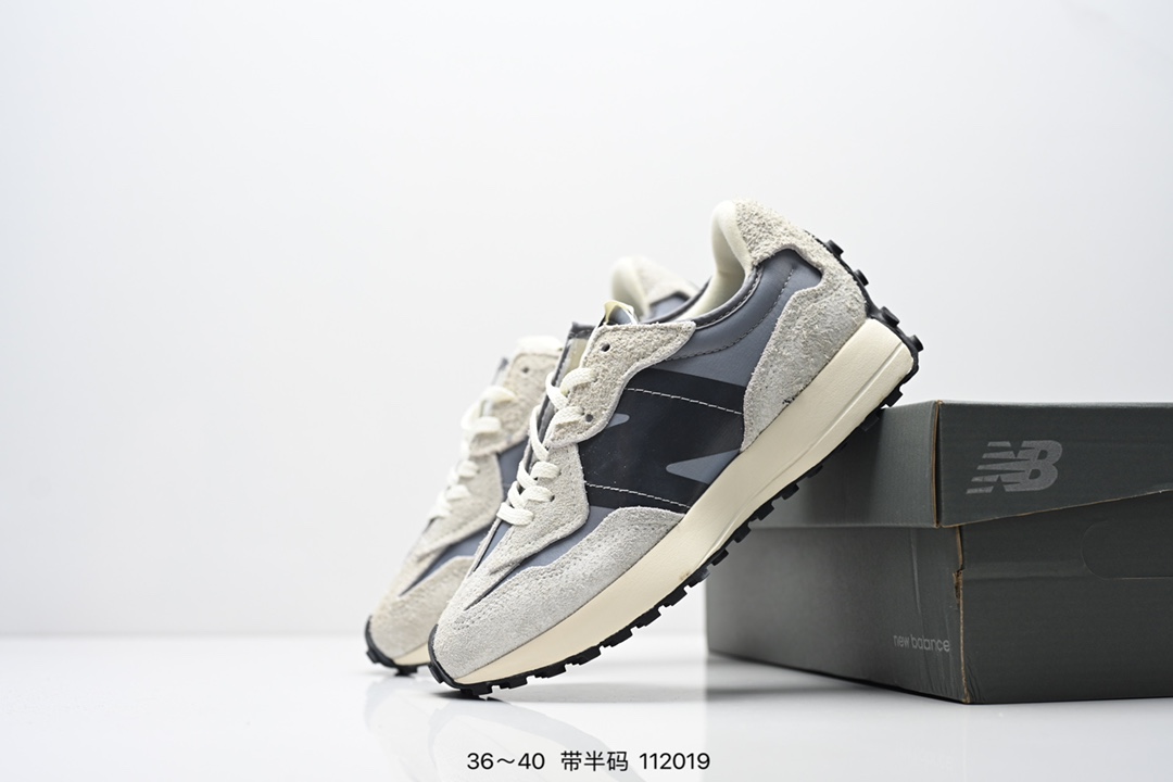 New Balance Sneakers-108