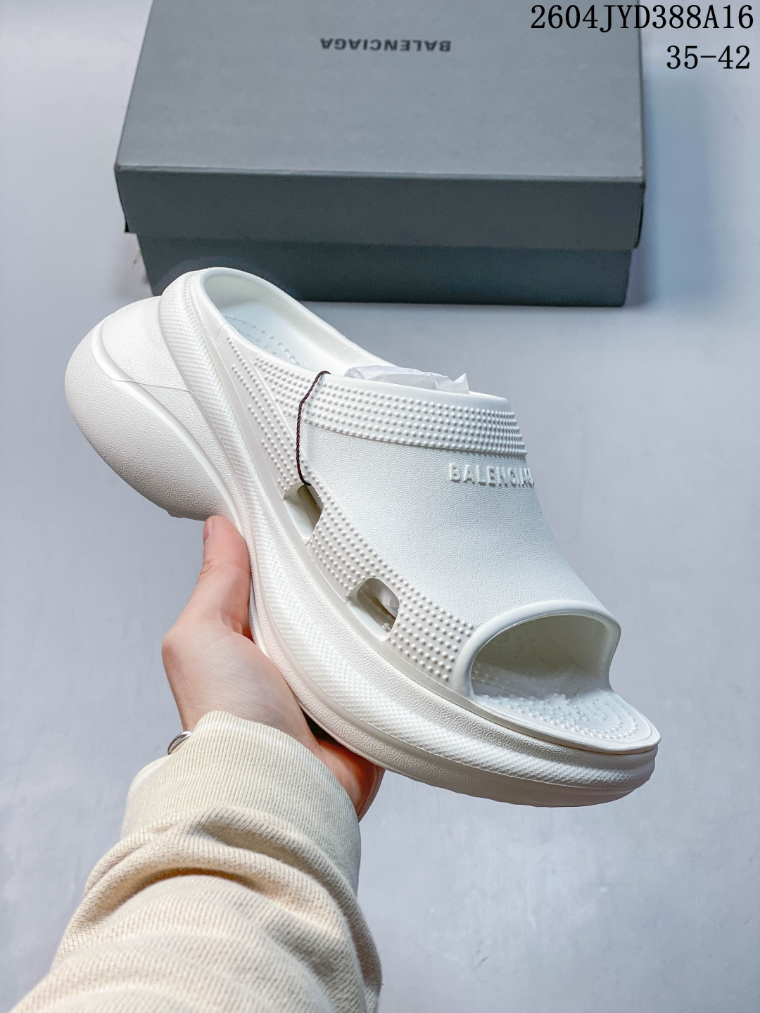 Balenciaga Summer footwear