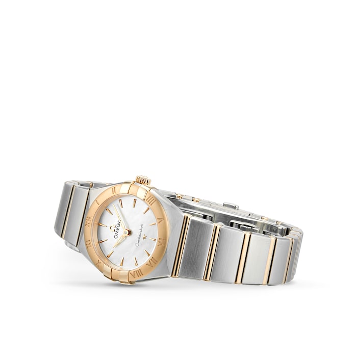 Constellation Quartz 27mm White Mother-of-Pearl Diamond