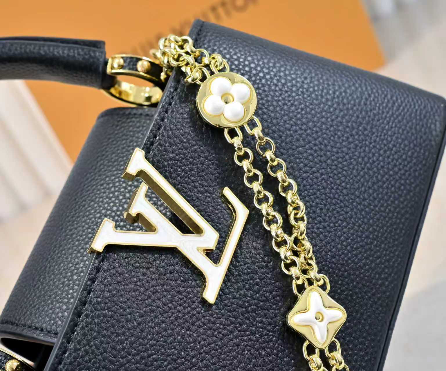 Louis Vuitton Hot New Product-142