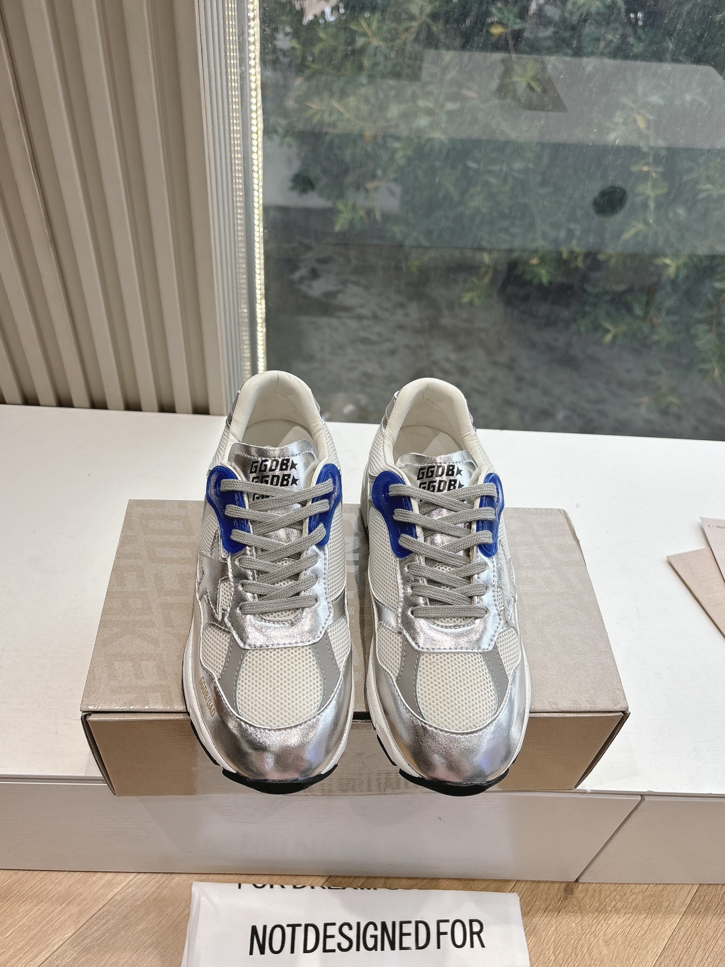 Golden Goose Sneakers-20