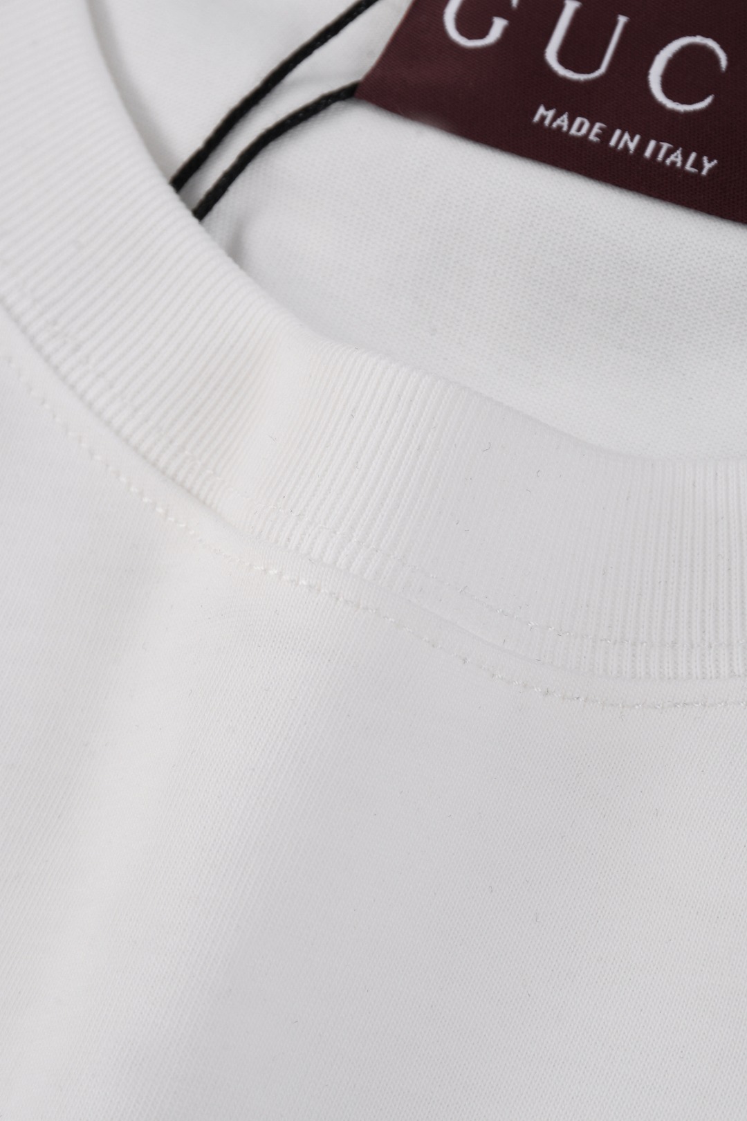 Gucci clothing-142