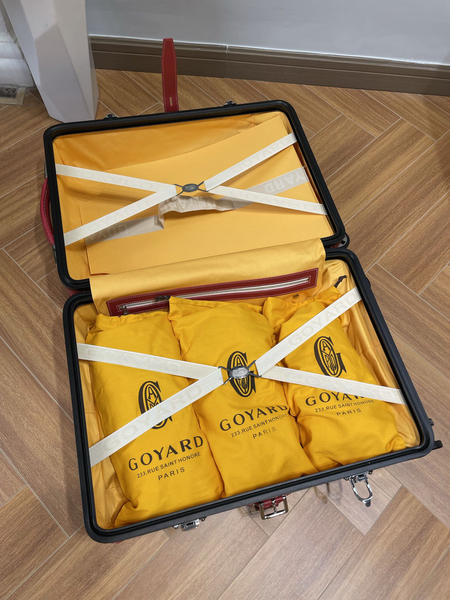 Goyard luggage-32