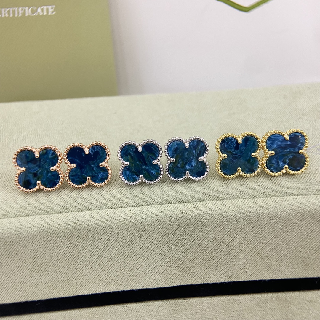 Van Cleef & Arpels earring-12