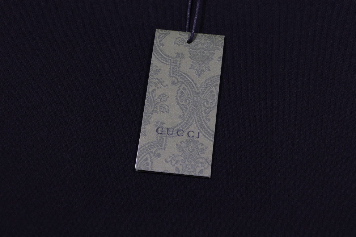 Gucci clothing-268