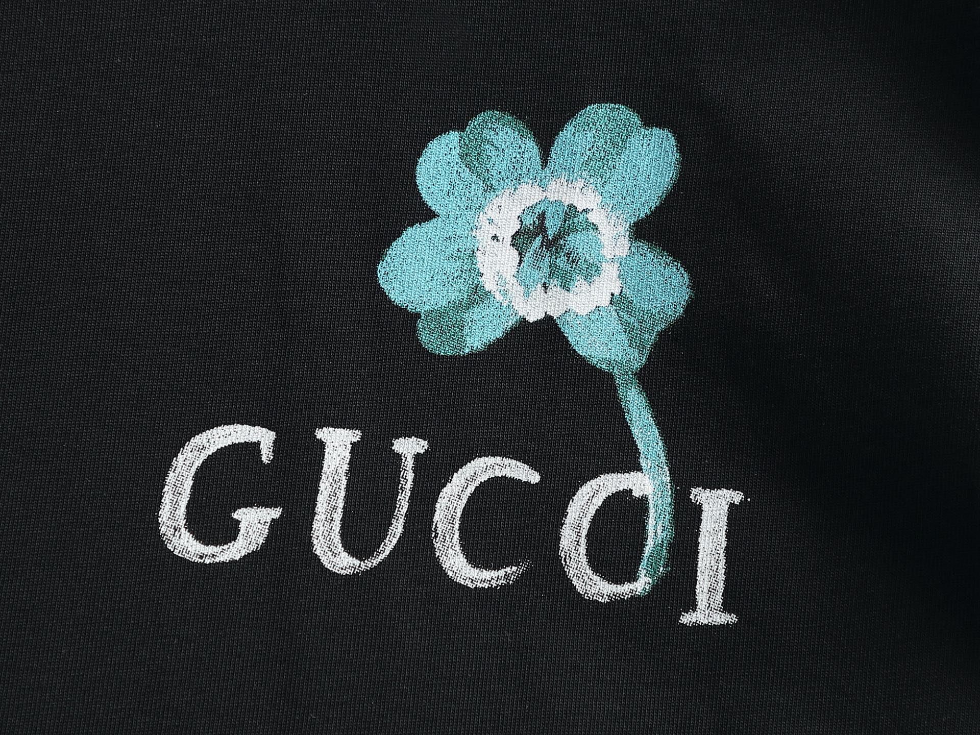 Gucci clothing-252