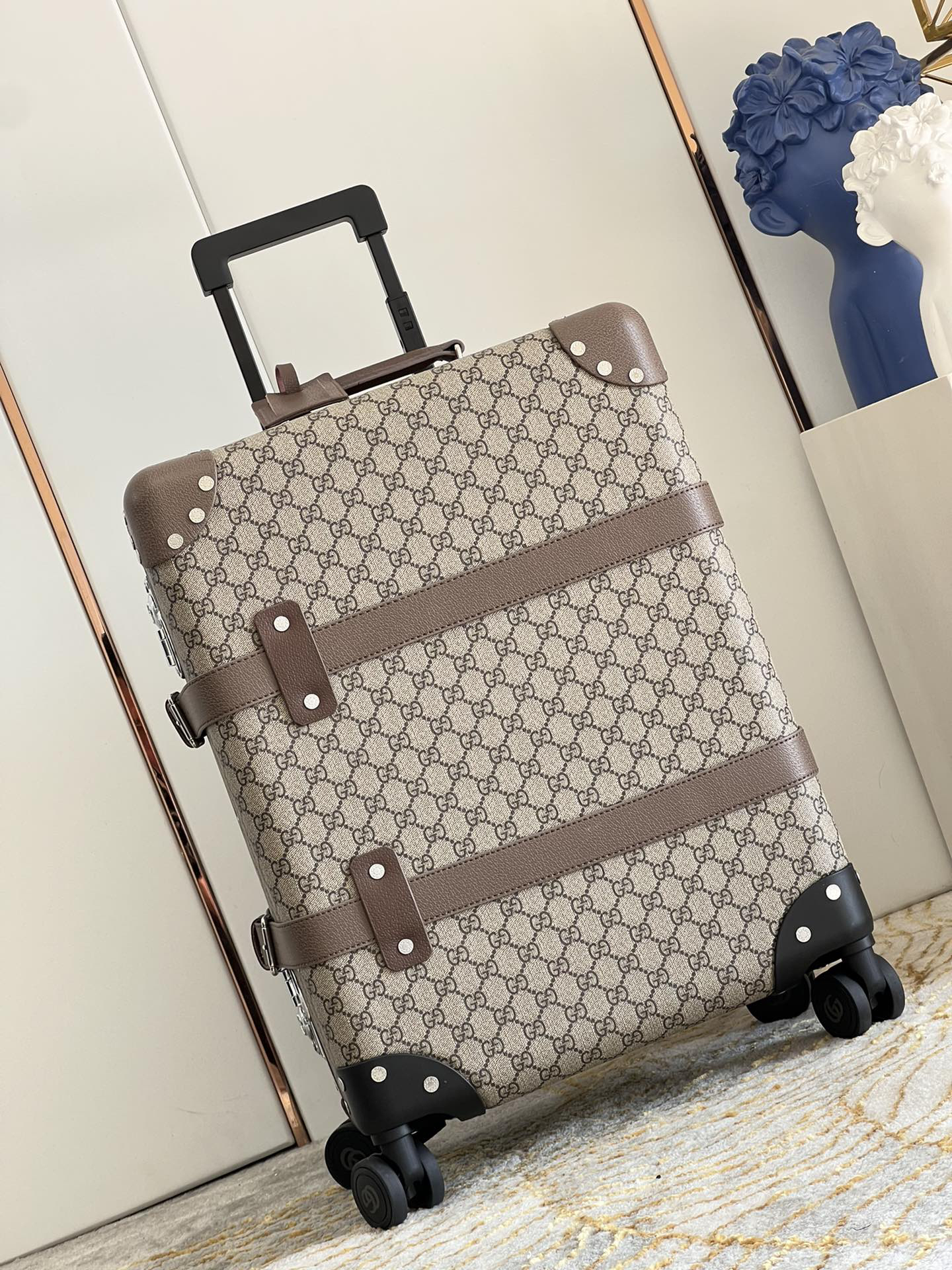 Gucci luggage-5