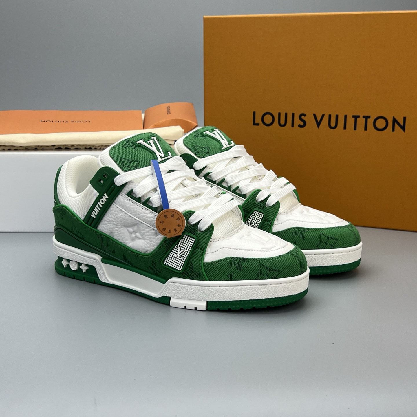 Lv Sneakers-134