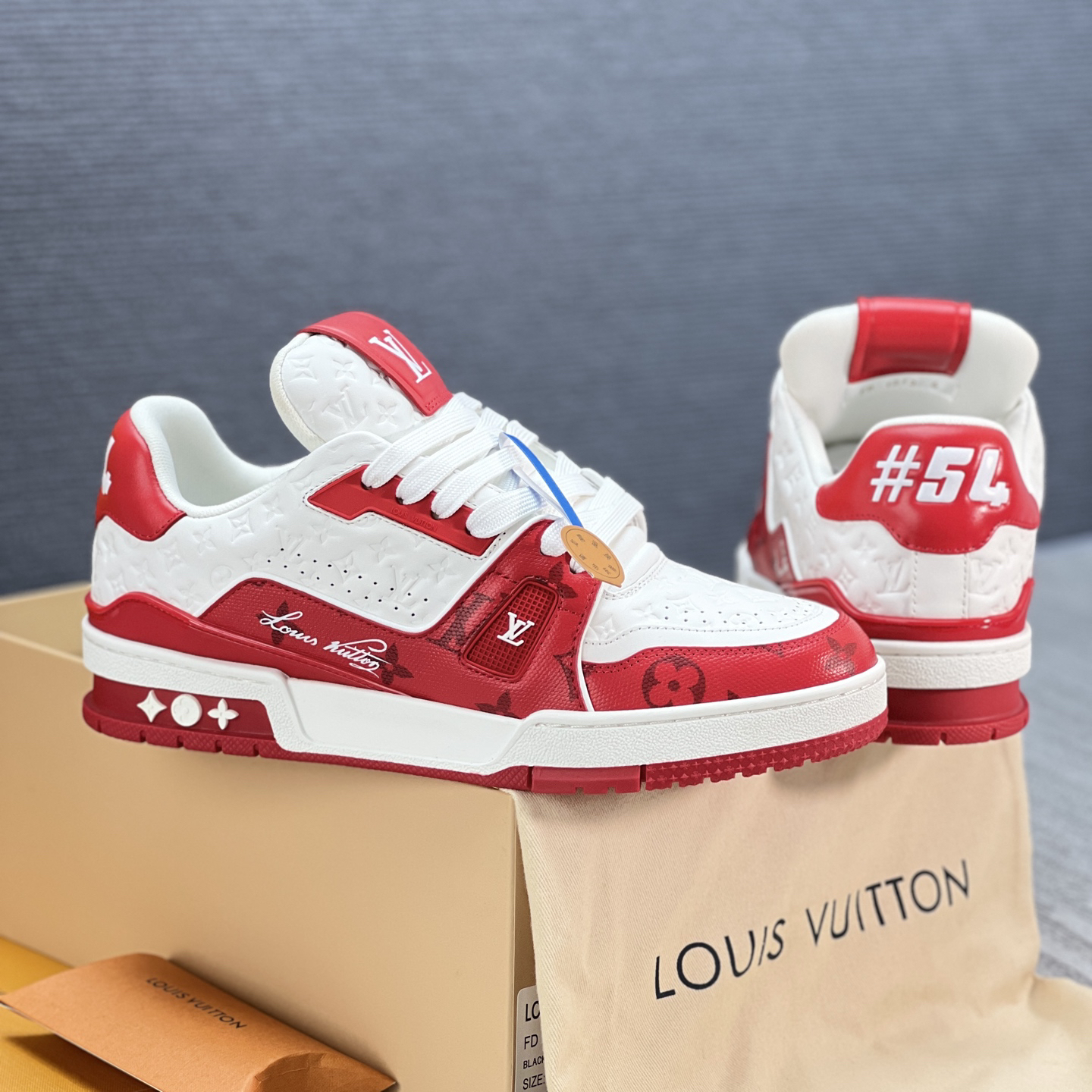 Lv Sneakers-123