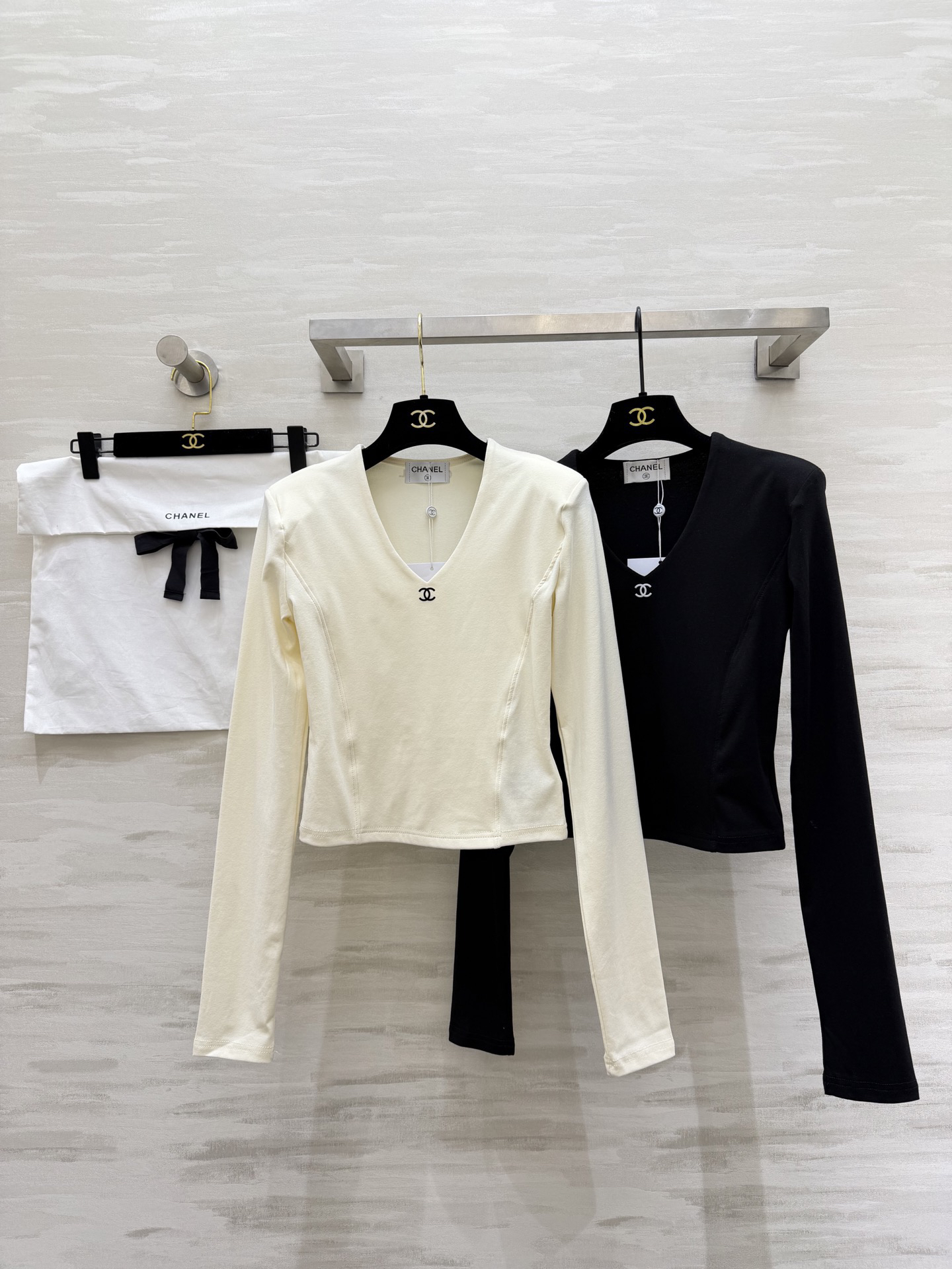 Chanel Clothing-155