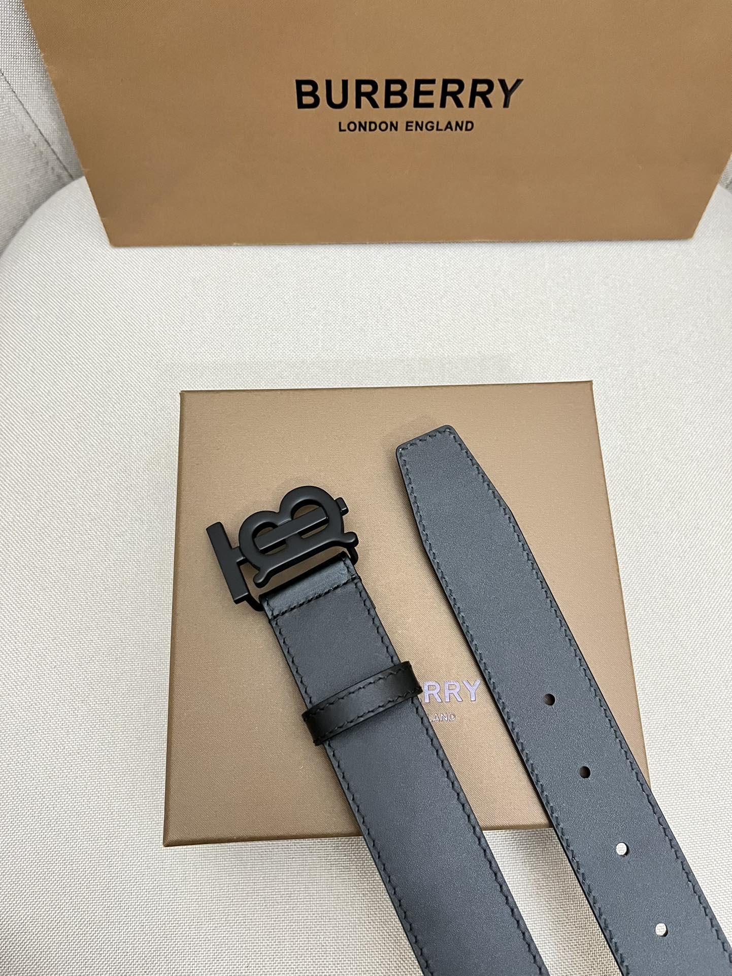 Burberry belt-97