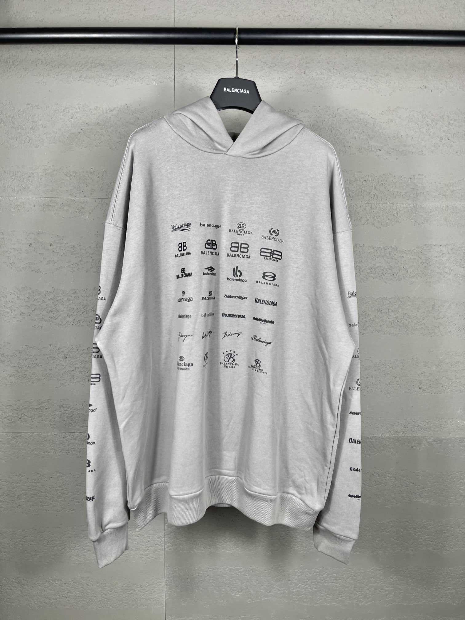 Balenciaga clothing-213