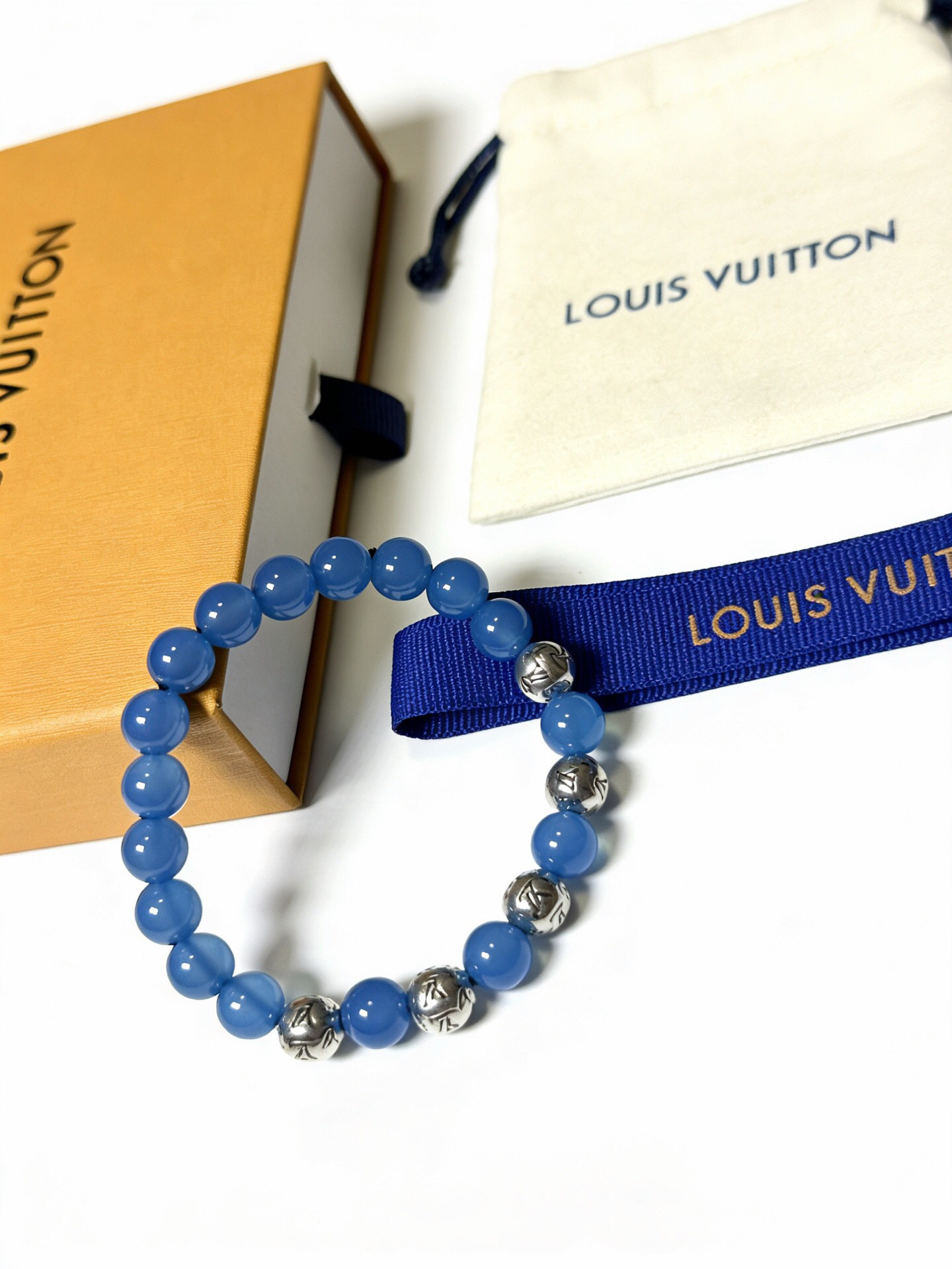 LV Bracelet-39