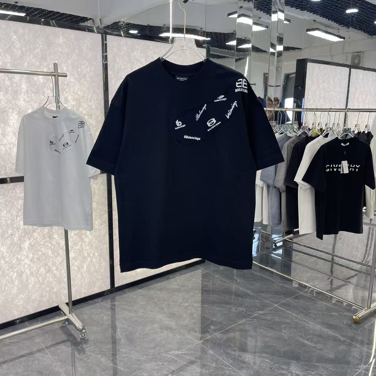 Balenciaga clothing-94